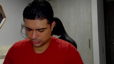 Snapshot of adam_clarke chatting on 01-18-25, 10:06 adam clarke online show from 01-18-25, 10:06