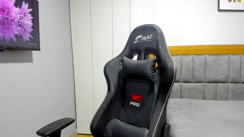 Snapshot of adam_clarke chatting on 02-04-25, 11:16 adam clarke online show from 02-04-25, 11:16