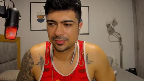 Snapshot of adam_clarke chatting on 02-10-25, 05:36 adam clarke online show from 02-10-25, 05:36