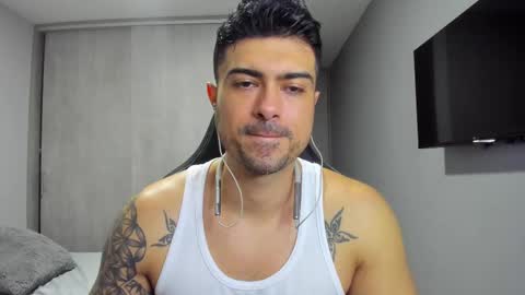 Snapshot of adam_clarke chatting on 03-03-25, 07:49 adam clarke online show from 03-03-25, 07:49