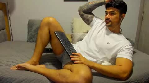 Snapshot of adam_clarke chatting on 03-07-25, 06:02 adam clarke online show from 03-07-25, 06:02