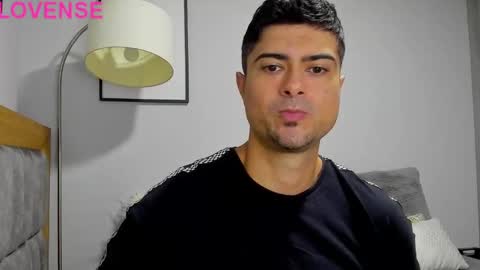 Snapshot of adam_clarke chatting on 10-14-25, 09:54 adam clarke online show from 10-14-25, 09:54