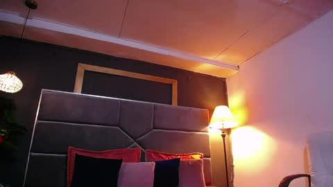 adam_fit19cm online show from 04-11-26, 02:10