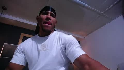 Snapshot of adam_fit19cm chatting on 06-04-26, 02:12 adam_fit19cm online show from 06-04-26, 02:12