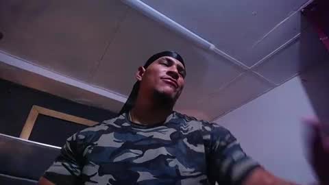 Snapshot of adam_fit19cm chatting on 06-24-26, 02:43 adam_fit19cm online show from 06-24-26, 02:43