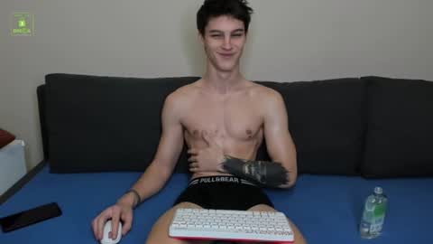 Snapshot of adam_porrter chatting on 12-18-25, 12:33 Adam online show from 12-18-25, 12:33