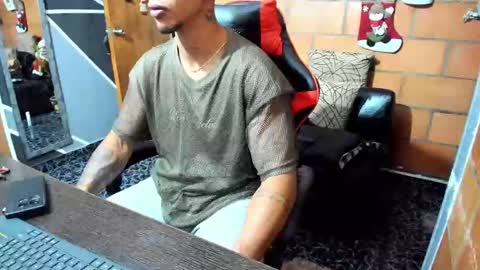 Adam Valencia online show from 12-29-24, 03:44