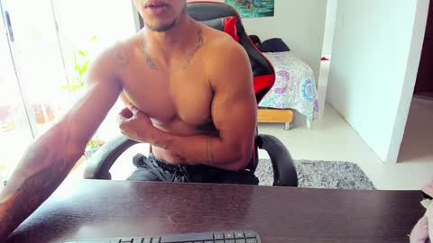 Adam Valencia online show from 09-29-25, 05:29