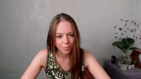 Snapshot of adamais_ chatting on 06-05-26, 06:52 adamais_ online show from 06-05-26, 06:52