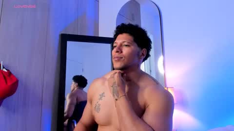 adambrocs1 online show from 02-26-26, 06:18