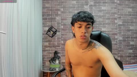 Snapshot of adamcoox chatting on 12-06-24, 08:48 Adam online show from 12-06-24, 08:48