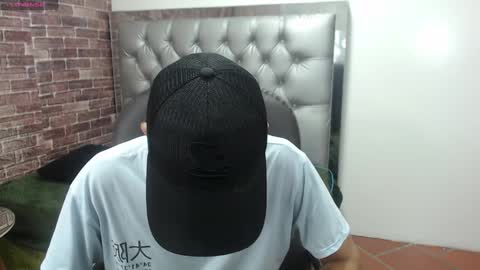 Snapshot of adamcoox chatting on 01-12-25, 01:16 Adam online show from 01-12-25, 01:16