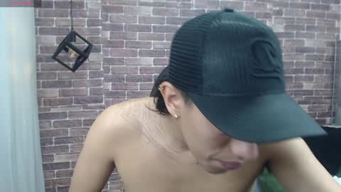 Snapshot of adamcoox chatting on 01-16-25, 05:11 Adam online show from 01-16-25, 05:11