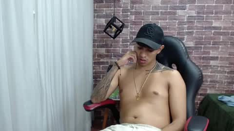 Snapshot of adamcoox chatting on 02-16-25, 06:32 Adam online show from 02-16-25, 06:32