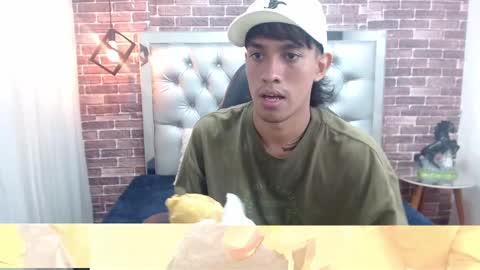 Snapshot of adamcoox chatting on 03-02-25, 10:56 Adam online show from 03-02-25, 10:56