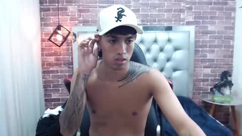 Snapshot of adamcoox chatting on 03-06-25, 07:14 Adam online show from 03-06-25, 07:14