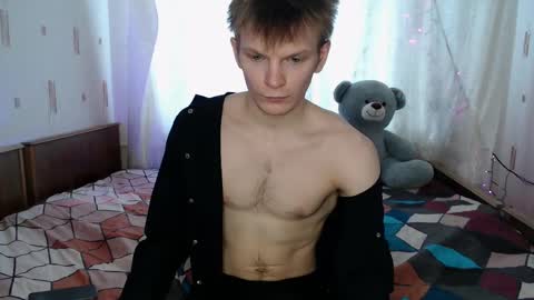 Snapshot of adamharriss chatting on 02-15-25, 01:05 adamharriss online show from 02-15-25, 01:05
