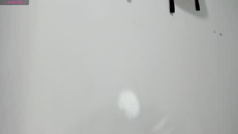 ADAMS Y NIKI online show from 01-21-25, 06:33