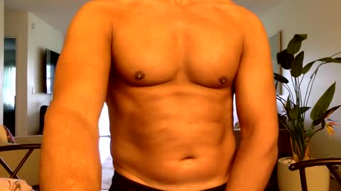 Snapshot of adamsix9 chatting on 03-05-25, 01:28 Adam online show from 03-05-25, 01:28