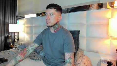 Snapshot of adamtatts chatting on 09-15-25, 05:40 Adam online show from 09-15-25, 05:40