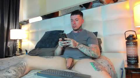 Snapshot of adamtatts chatting on 09-23-25, 08:34 Adam online show from 09-23-25, 08:34