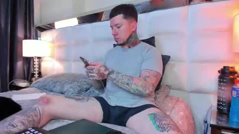 Snapshot of adamtatts chatting on 10-24-25, 02:19 Adam online show from 10-24-25, 02:19