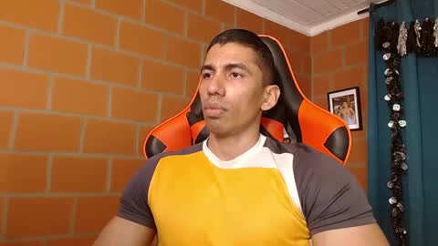 Adan Sin online show from 01-14-25, 03:04