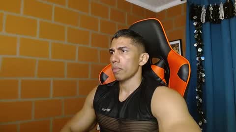 Adan Sin online show from 01-29-25, 03:47