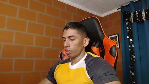 Adan Sin online show from 01-30-25, 02:58