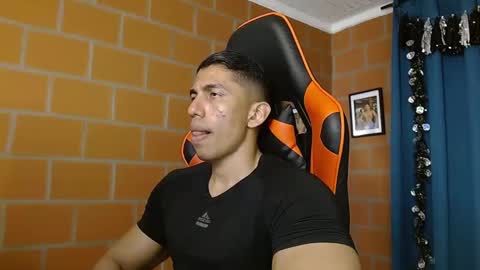 Adan Sin online show from 02-17-25, 07:10