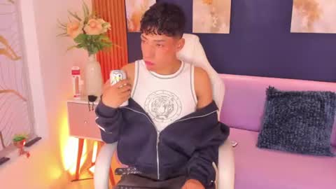 Adan  online show from 06-19-26, 12:42
