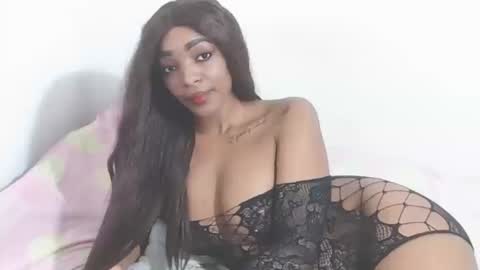 Snapshot of adara_cooper22 chatting on 10-17-25, 06:43 Adara Cooper online show from 10-17-25, 06:43