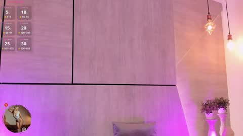 Snapshot of addison_baker chatting on 01-11-25, 10:40 A D D I S O N online show from 01-11-25, 10:40