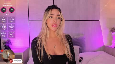 Snapshot of addison_baker chatting on 01-12-25, 08:47 A D D I S O N online show from 01-12-25, 08:47