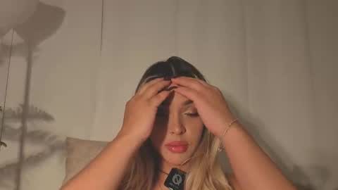 Snapshot of addison_baker chatting on 10-03-25, 11:13 A D D I S O N online show from 10-03-25, 11:13