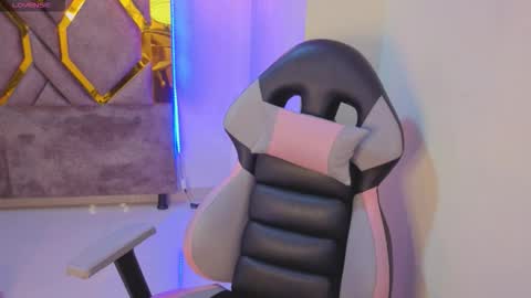 Snapshot of addy__02 chatting on 11-15-25, 09:39 addy__02 online show from 11-15-25, 09:39