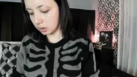 Ade  online show from 04-17-26, 04:54