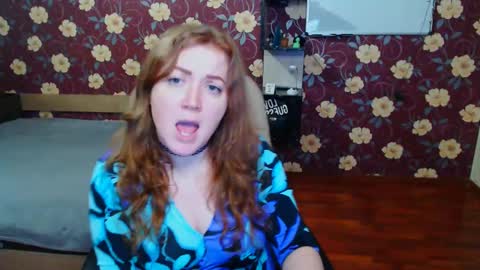 Snapshot of adel_redhead_ chatting on 03-10-25, 08:23 Adel online show from 03-10-25, 08:23
