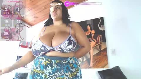 Snapshot of adelamorales chatting on 10-17-25, 02:41 adelamorales online show from 10-17-25, 02:41