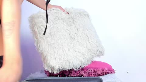 Adela Rangel START Mon to Sat from 3pm - 9pm COL time online show from 01-19-25, 09:02