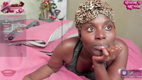 Snapshot of adele_89 chatting on 01-28-25, 02:21 Adele online show from 01-28-25, 02:21