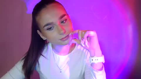 Adele Amore online show from 03-08-25, 07:38