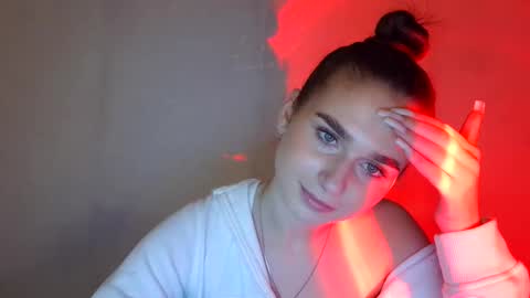 Adele Amore online show from 03-10-25, 07:40