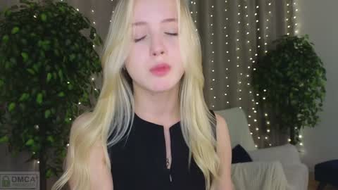 Adele online show from 01-30-25, 12:29