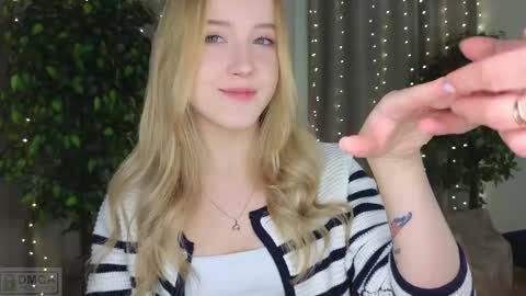 Adele online show from 02-23-25, 06:23