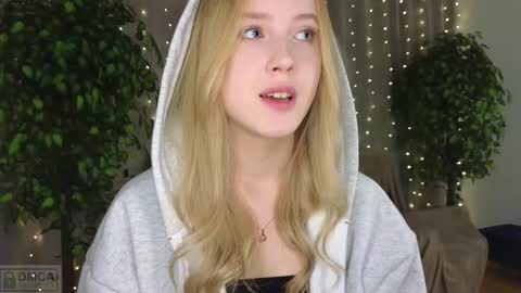 Adele online show from 02-24-25, 09:52