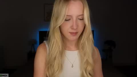 Snapshot of adele_armas chatting on 03-14-26, 09:20 Adele online show from 03-14-26, 09:20