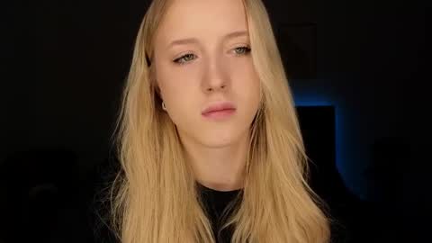 Adele online show from 04-10-26, 09:19