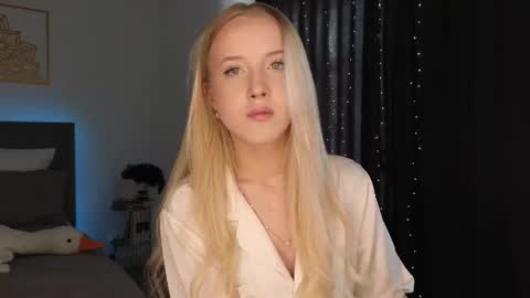 Adele online show from 04-12-26, 03:06