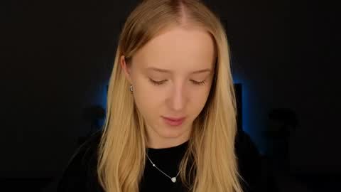 Snapshot of adele_armas chatting on 05-07-26, 08:47 Adele online show from 05-07-26, 08:47